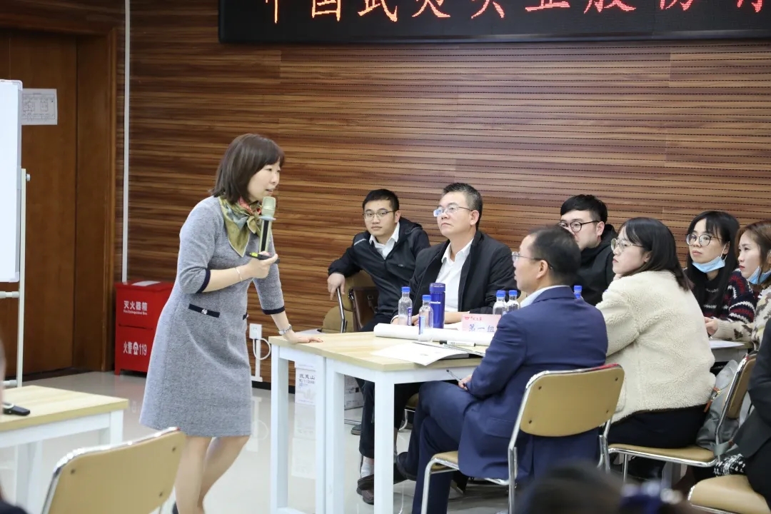 1609404005449940.jpg 640.webp (6).jpg